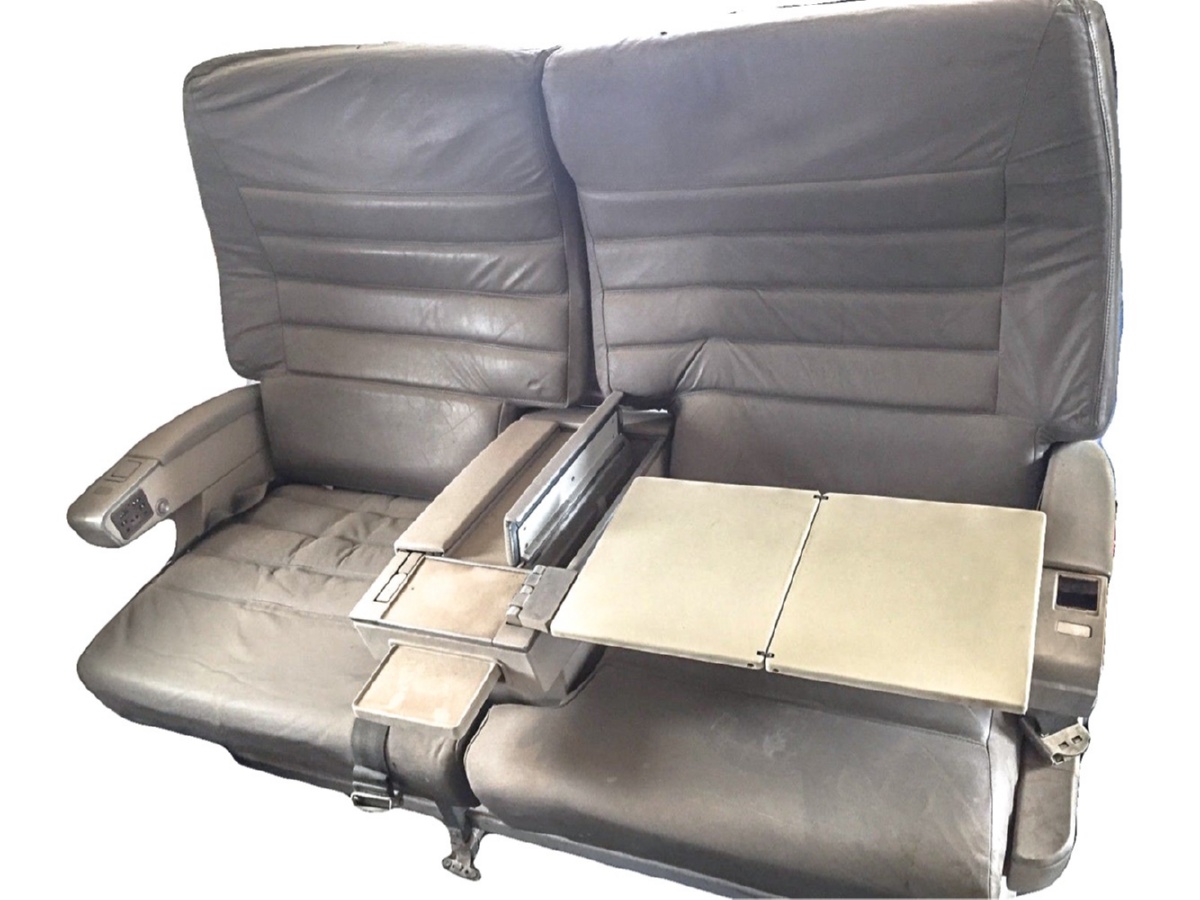 JAL Boeing 747 300 Business Class Seats