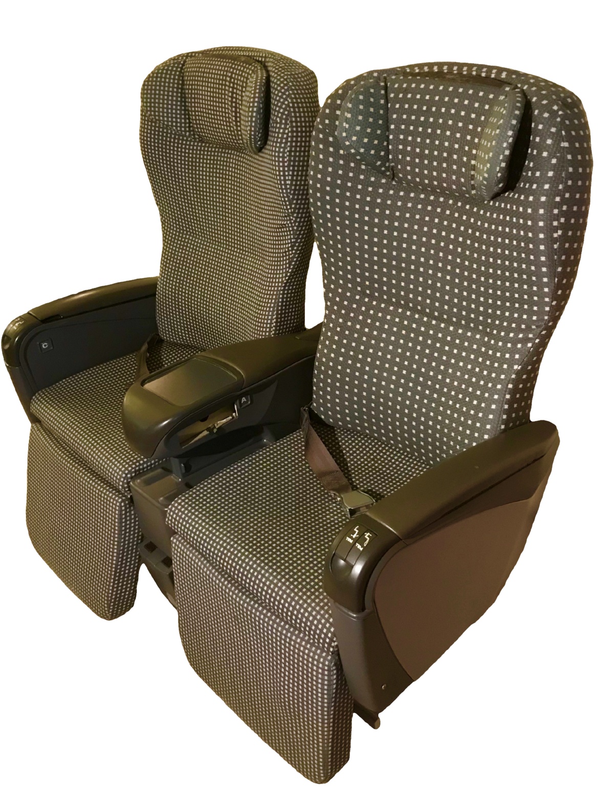 Japan Airlines 737 400 First Class Seats Diagional View