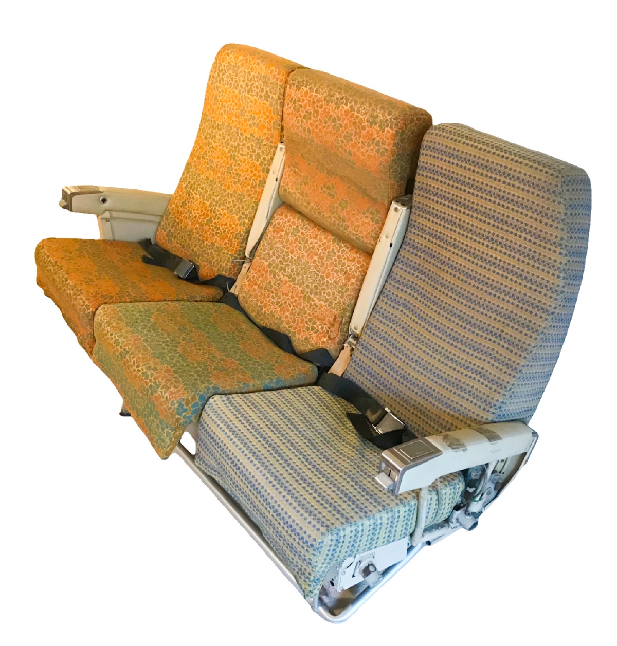TWA Floral Tripple Coach Seats Left Side