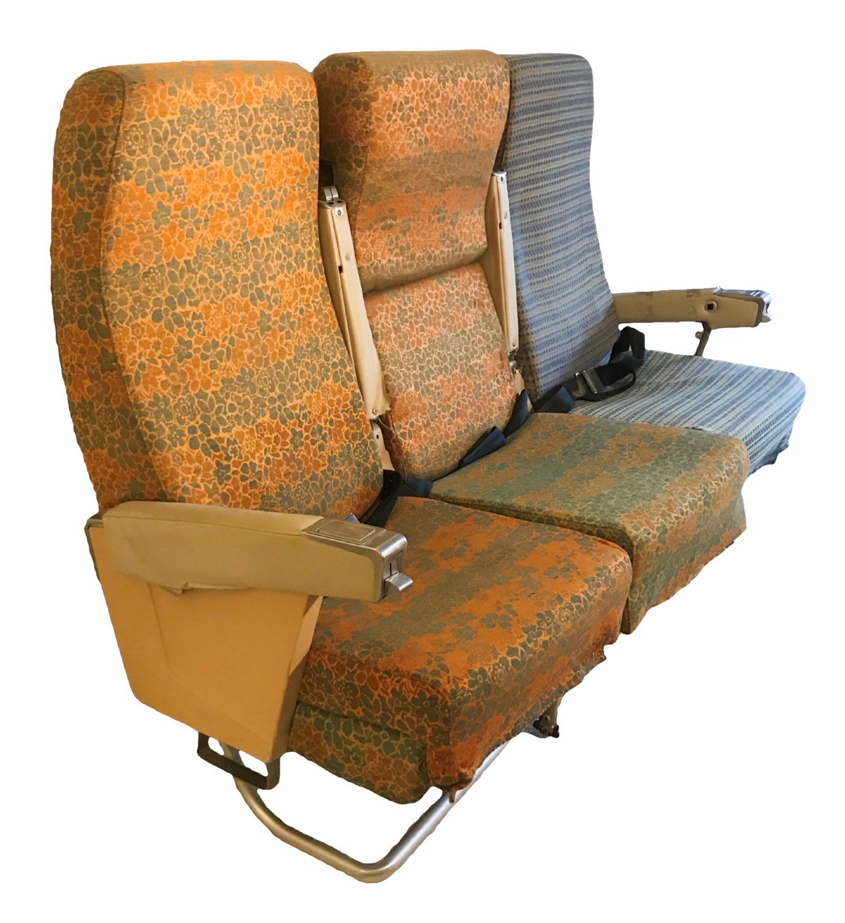 TWA Floral Tripple Coach Seats Right Side