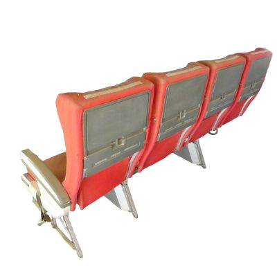 JALDC 10RedEconomyClassSeatsMiddleBank Back